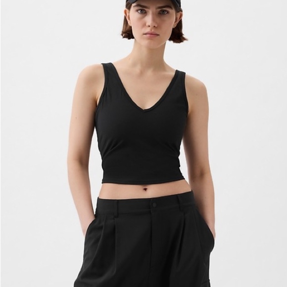 GAPFit Black V-Neck Tank
